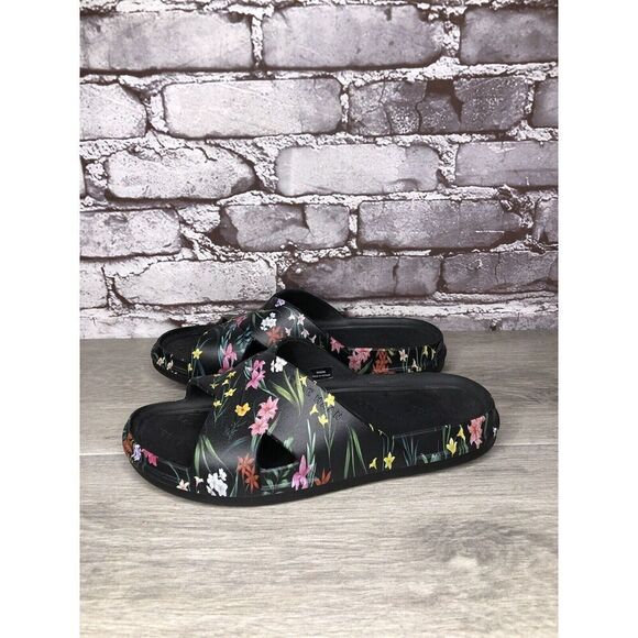 Cole Haan Grand Os. 25390 Black Rubber Floral Print Sandals Women Sz 7B US/38EU - Picture 1 of 16